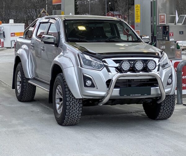 Isuzu D-Max frontbøyle