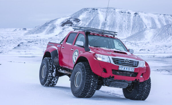 44" Nokian Hakkapeliitta