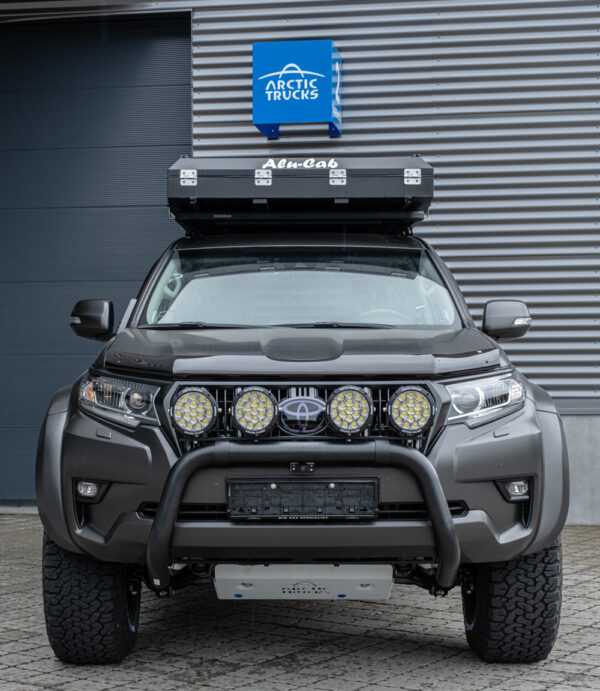 Rival skliplate (del1 m/logo) for Toyota Land Cruiser 150