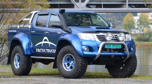 Toyota Hilux frontbøyle