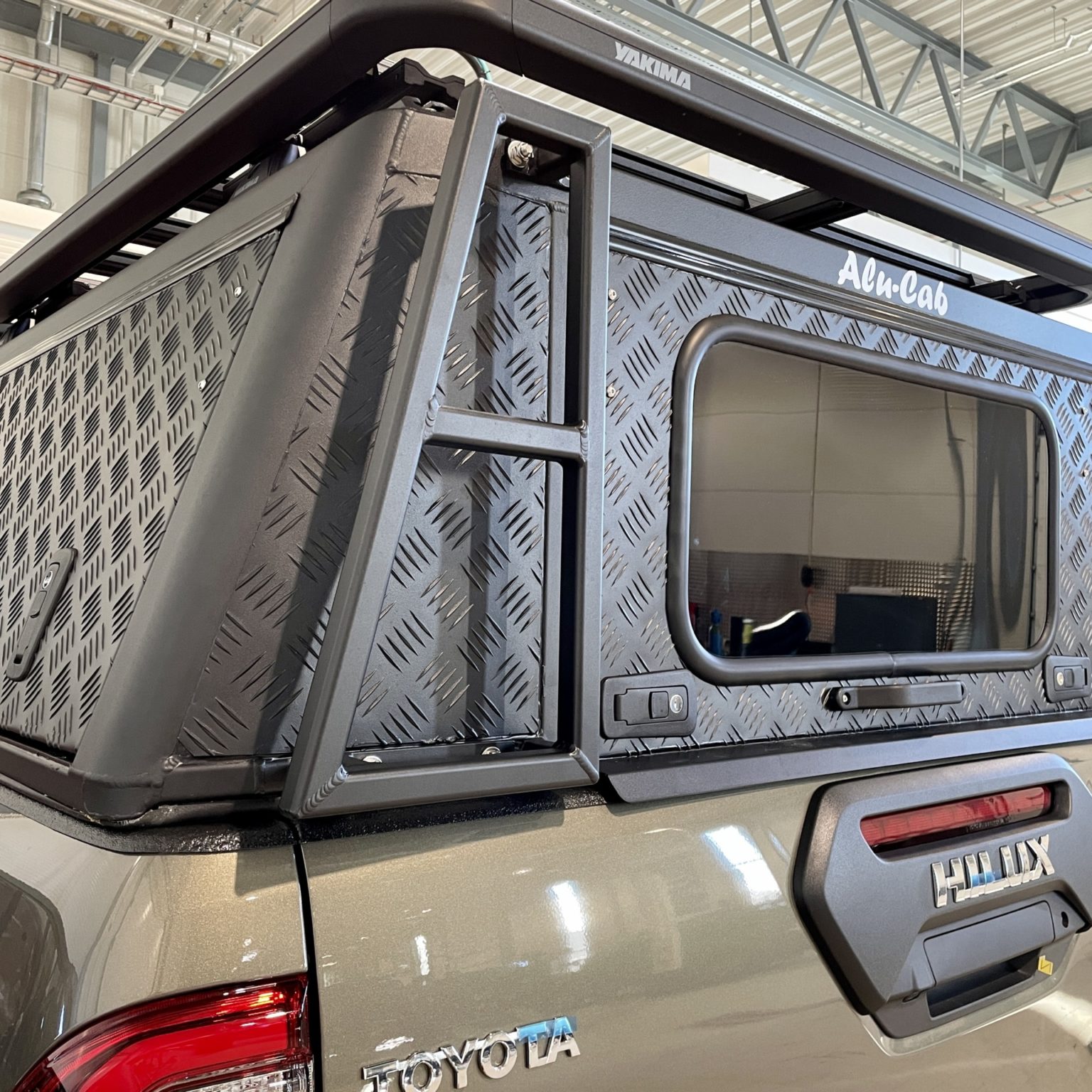 AluCab Jerry Can holder Arctic Trucks