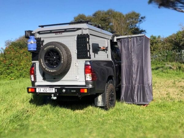 Alu-Cab Shower Cube