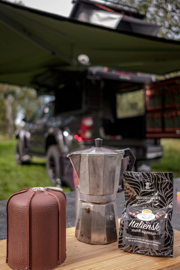 Alu-Cab Canopy Camper til X-Cab pickup