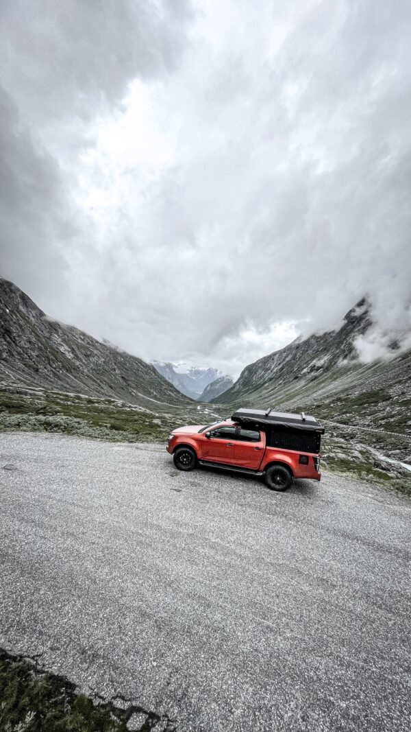 Alu-Cab Canopy Camper til X-Cab pickup