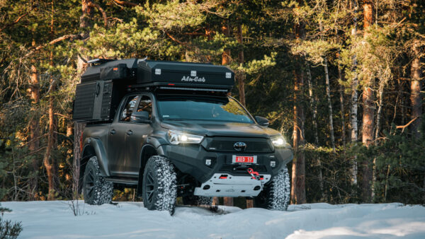 Alu-Cab Khaya Camper 2-Sleeper (Sort)