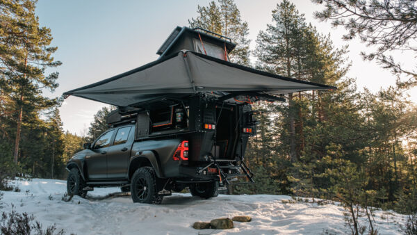 Alu-Cab Khaya Camper 2-Sleeper (Sort)