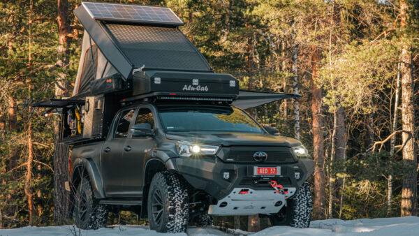 Alu-Cab Khaya Camper 2-Sleeper (Sort)