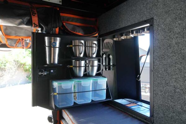 Alu-Cab Khaya Camper 2-Sleeper (Sort)