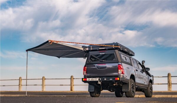 Alu-Cab 180° Shadow Awning markise