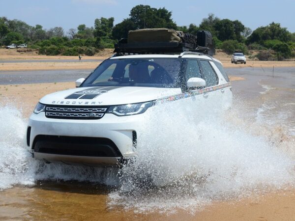 Front Runner Slimline II Land Rover Discovery 5