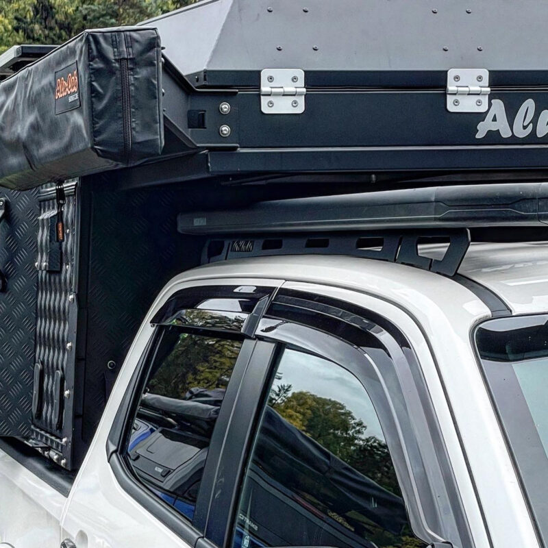 Komplett Yakima Takgrind Med Ruggedline Til Isuzu D Max 2021 Arctic 
