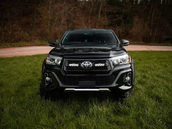 Lazer grillbrakett Toyota Hilux Invincible X 18-20 (ST4)