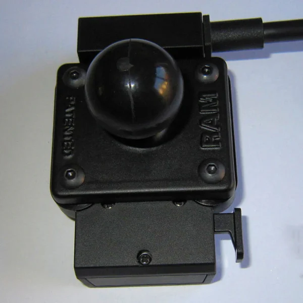 RAM® Ball Adapter with AMPS Plate - B Size