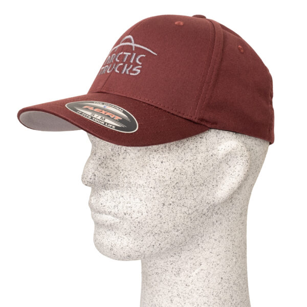 Arctic Trucks FLEXFIT Pro-formance Cap Maroon