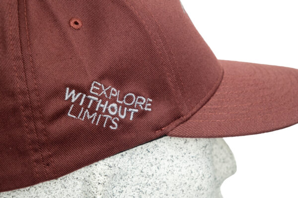 Arctic Trucks FLEXFIT Pro-formance Cap Maroon