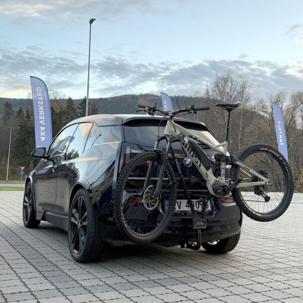 Sykkelstativfeste BMW i3