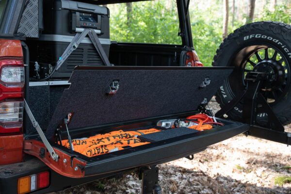 Baklem oppbevaring Toyota Hilux