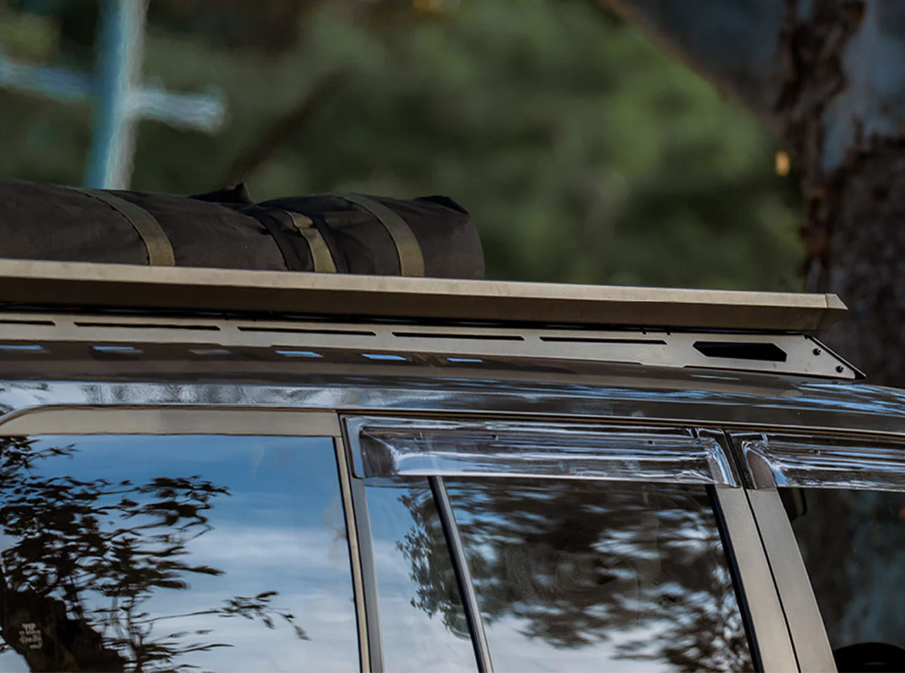 Yakima Ruggedline HD Toyota Land Cruiser 250 serie - Bilde 4
