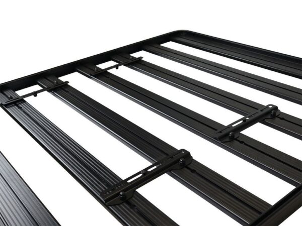 Front Runner universal fester for solcellepanel