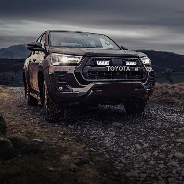 Lazer grillbrakett Toyota Hilux GR Sport 2022+